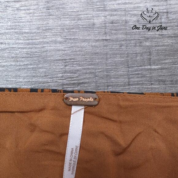 Free People Mini Skirt Size 4 - Picture 2 of 5